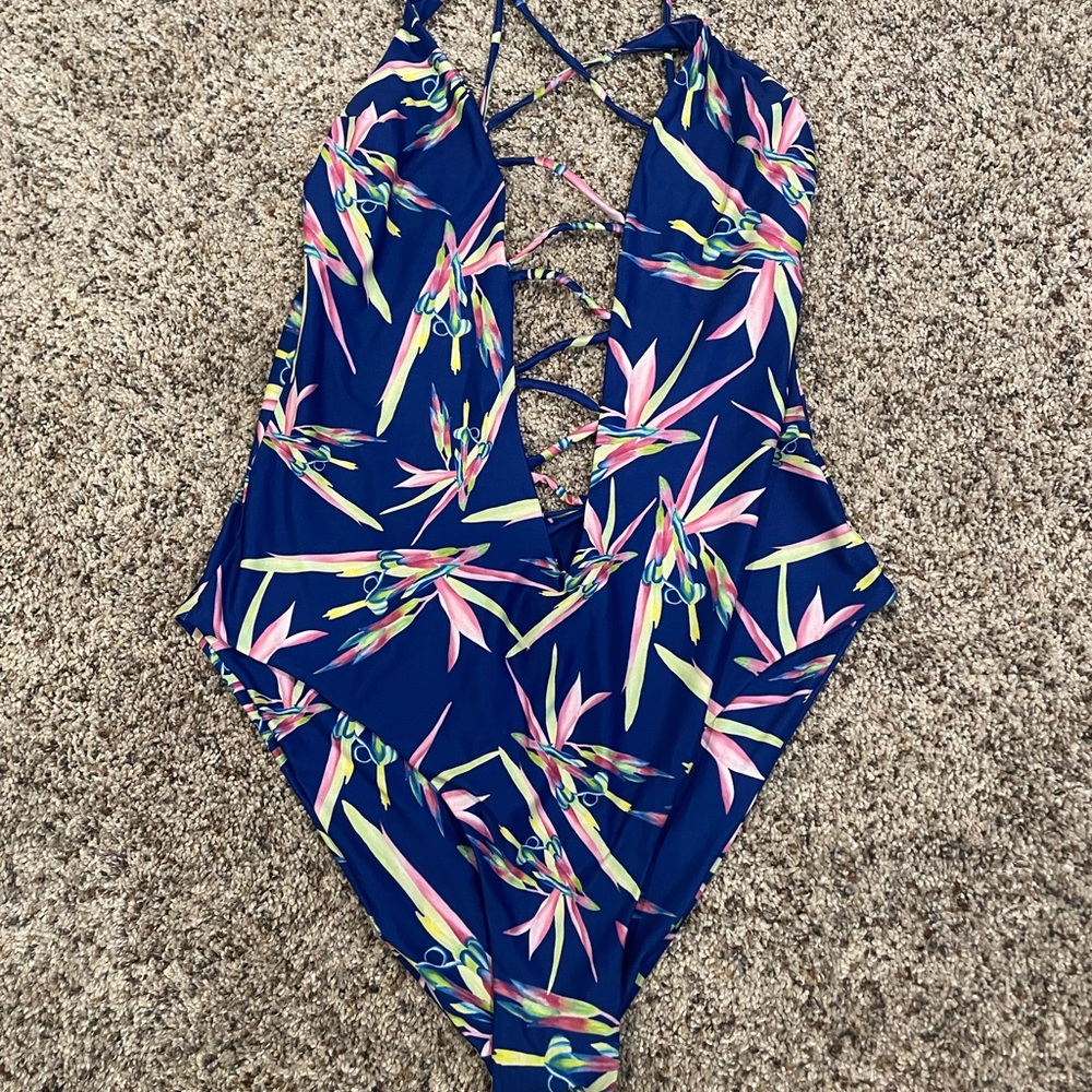 Lychee swimwear one piece